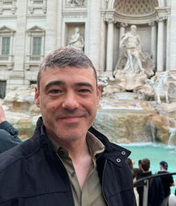 That's me. Dad of four, married and the bloke who helps knackered men over 40 get back to themselves.